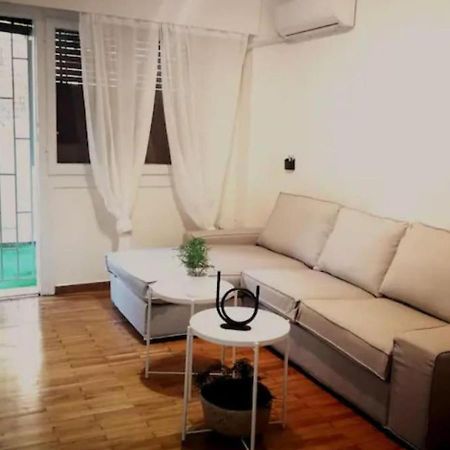 Apartment With Private Patio Athens Ngoại thất bức ảnh
