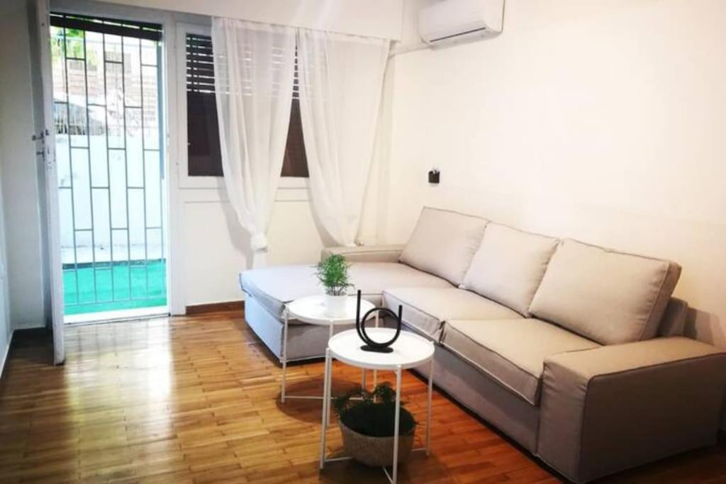 Apartment With Private Patio Athens Ngoại thất bức ảnh