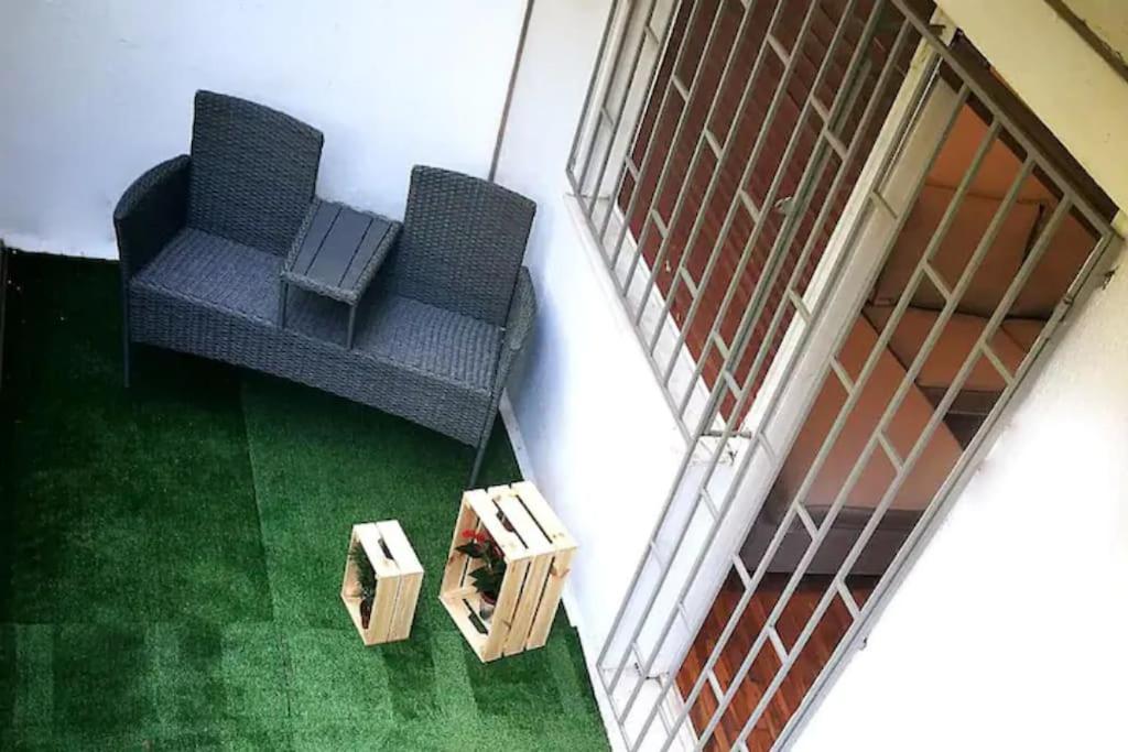 Apartment With Private Patio Athens Ngoại thất bức ảnh