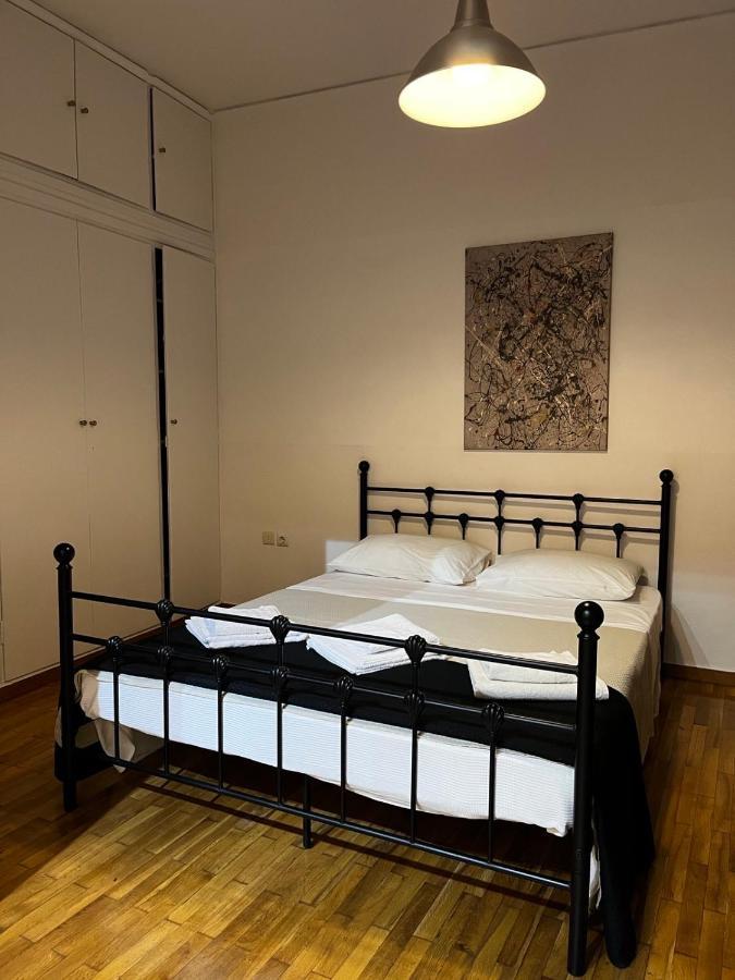 Apartment With Private Patio Athens Ngoại thất bức ảnh